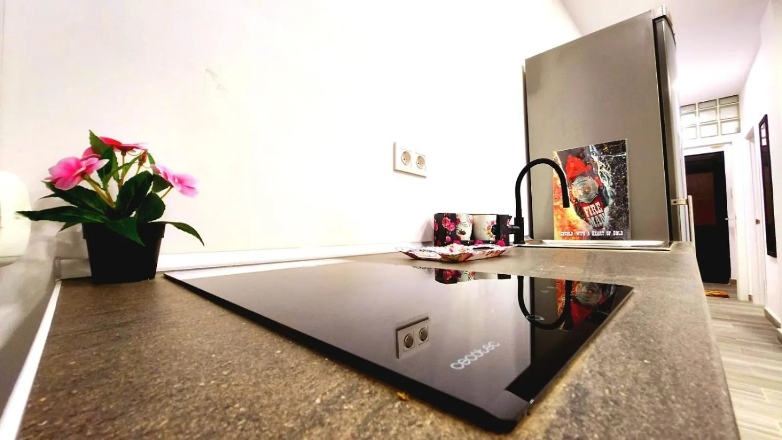 Apartamentos La Hormiguita Malaga Apartment